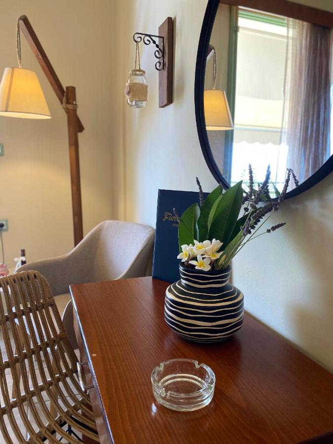Fiore Di Flora Archangelos  Eksteriør billede